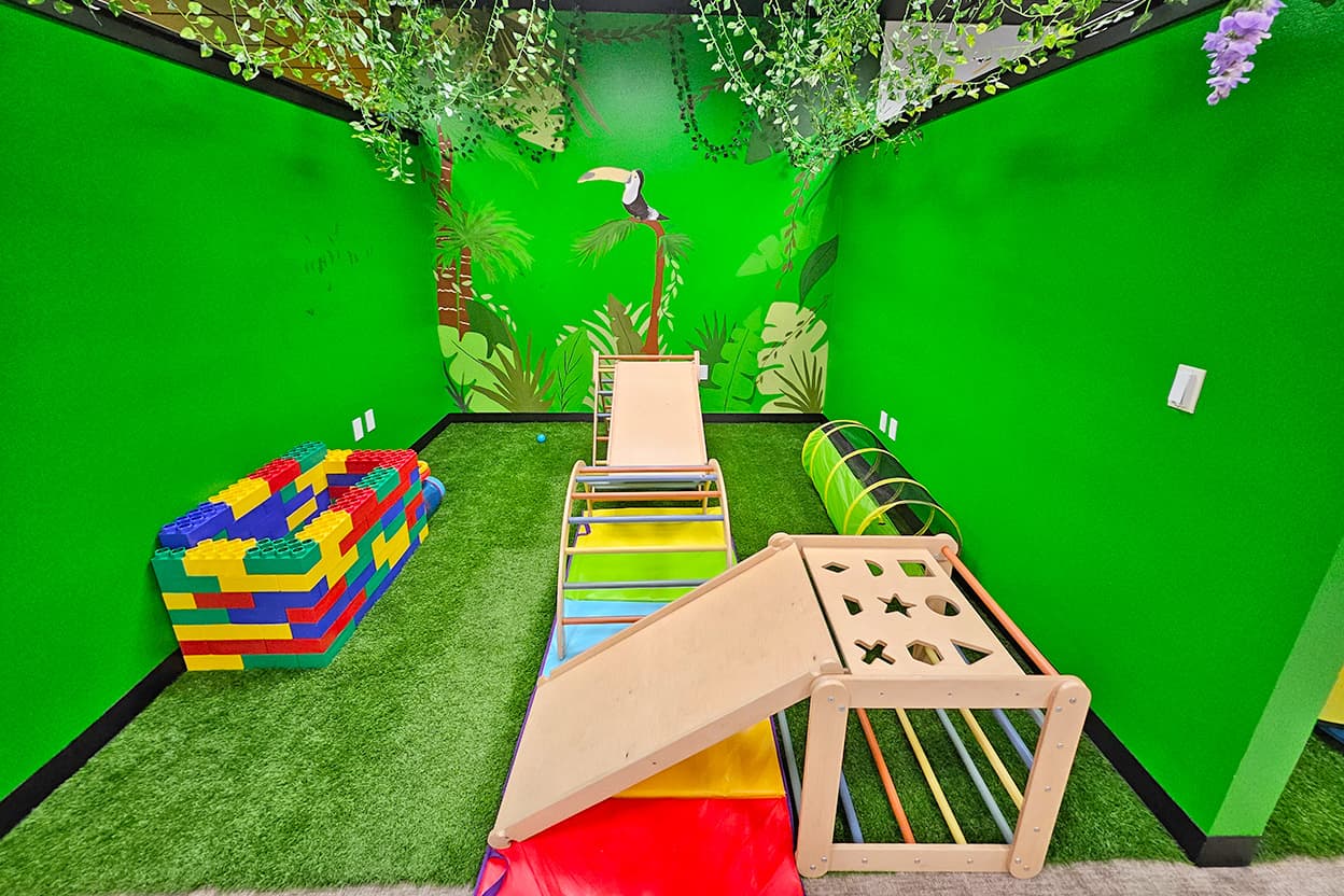 Jungle room and large legos